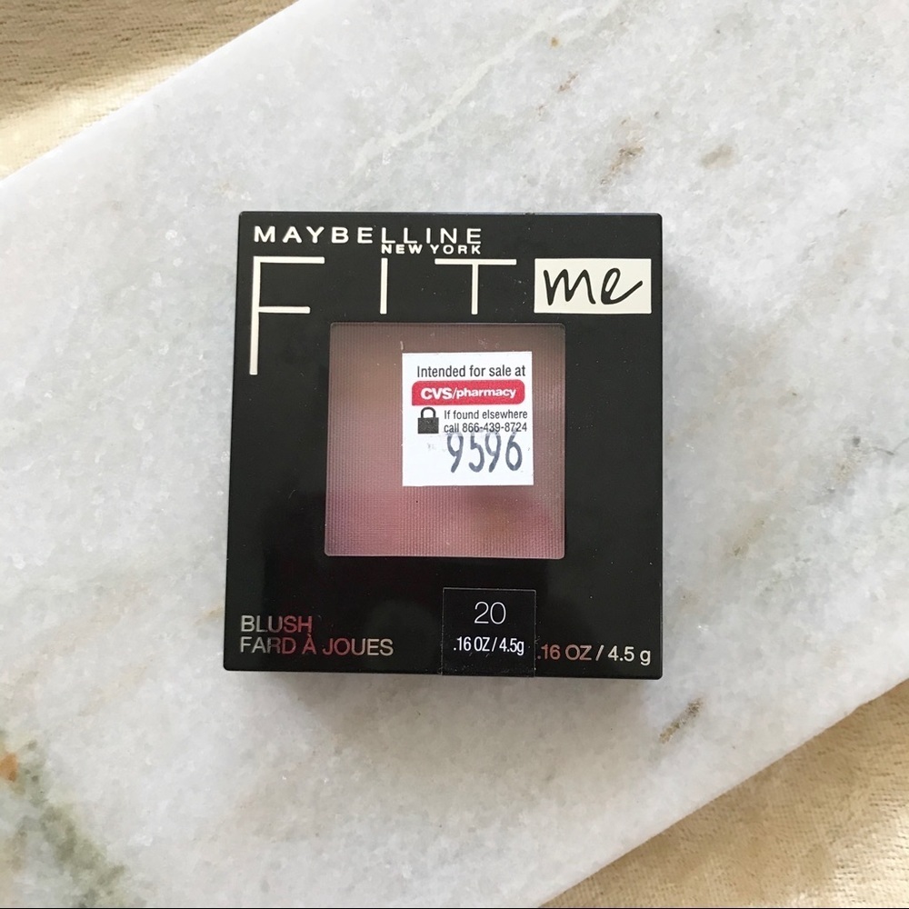 3 for $15✨ Maybelline fit me “mauve” blush